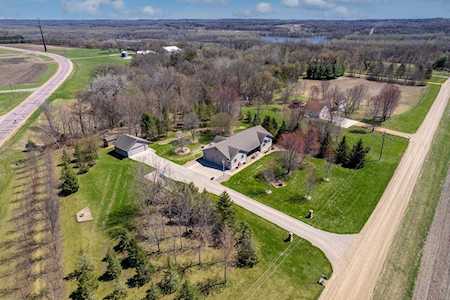 22345 Crahan Lane Belle Plaine, MN 56011
