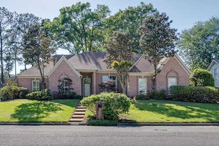 1605 Massey Pointe Ln Memphis, TN 38120