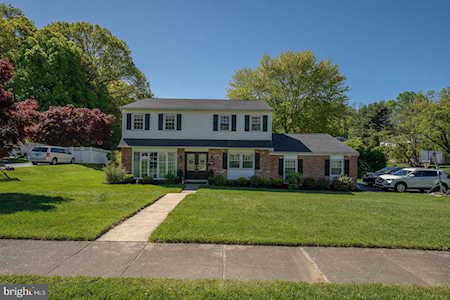 221 Remington Rd Broomall, PA 19008