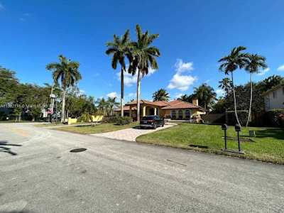 12510 SW 72nd Ter Miami, FL 33183