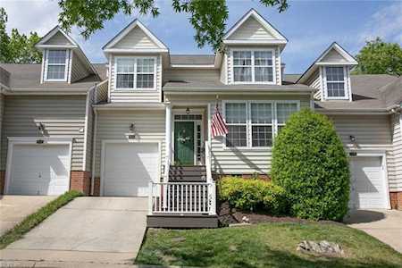 4423 Acoma Circle Williamsburg, VA 23188