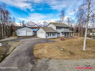 7300 N Esther Dr Palmer, AK 99645