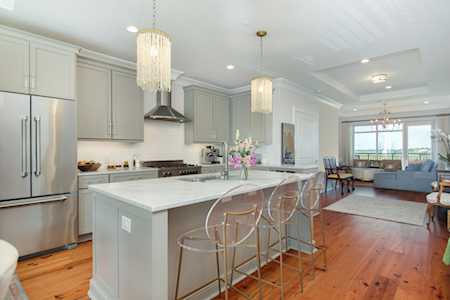 155 Wingo Way Mount Pleasant, SC 29464