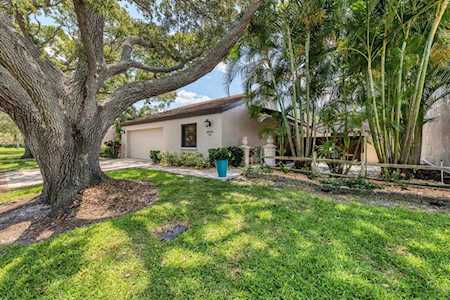 3670 Glen Oaks Manor Dr Sarasota, FL 34232