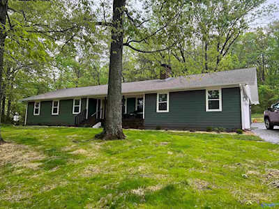 574 West Morgan Road Decatur, AL 35603