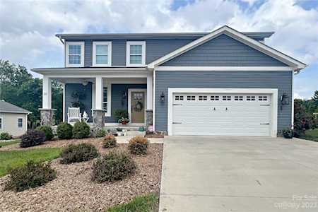 30 Whitman Ct Taylorsville, NC 28681
