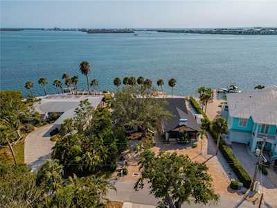 1476 Lemon Bay Dr Englewood, FL 34223