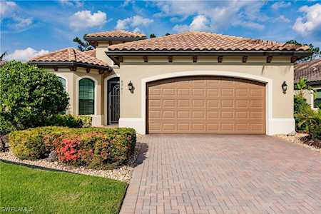 9361 Isla Bella Cir Bonita Springs, FL 34135