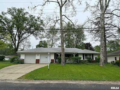 1513 W West Aire Ave Peoria, IL 61614