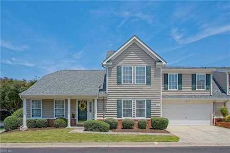 800 Witt Ct Chesapeake, VA 23320