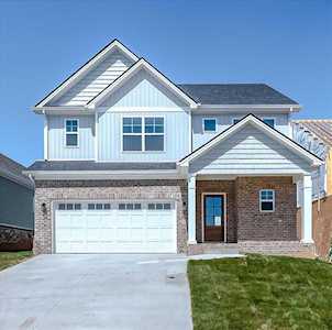 1361 Angus Trl Lexington, KY 40509