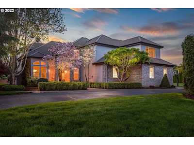 10100 NE 116th CIR Vancouver, WA 98662