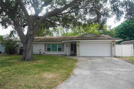 2400 Kilgore Dr Largo, FL 33770