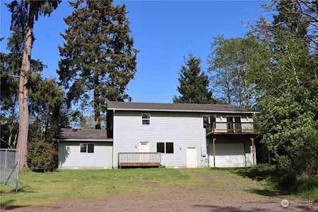 3281 242nd Place Ocean Park, WA 98640