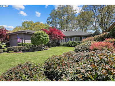 31750 SW Village Crest LN Wilsonville, OR 97070