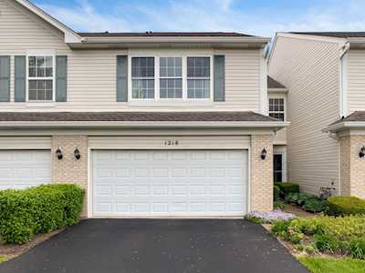 1218 Hillsborough Ct #0 Crystal Lake, IL 60014