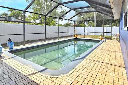 390 Rosemont Dr Fort Myers, FL 33916