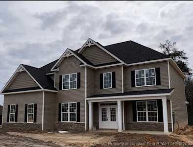 1465 Draw Bridge Ln Fayetteville, NC 28312
