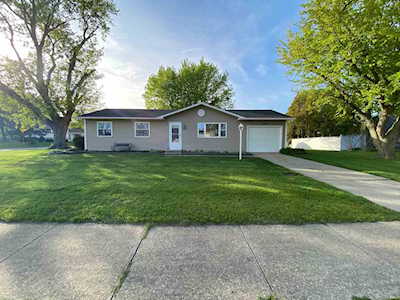 2802 Hampton Road Mishawaka, IN 46544