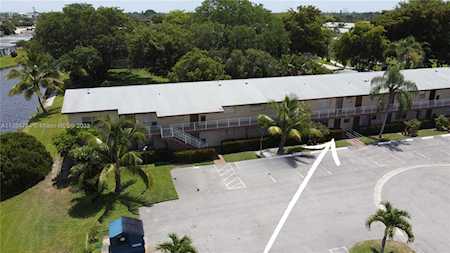 7400 NW 5th Pl #104 Margate, FL 33063