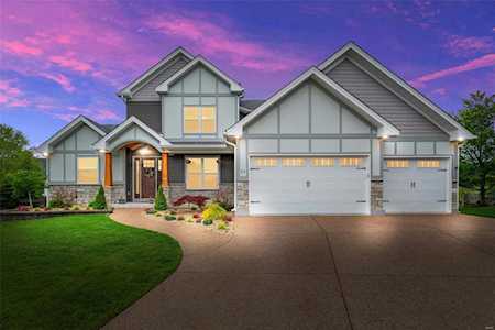 22 Hampton Lane Ct Wentzville, MO 63385
