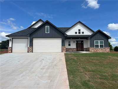 1217 Layla Ln Blanchard, OK 73010