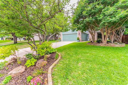 240 Casa Blanca Avenue Fort Worth, TX 76107