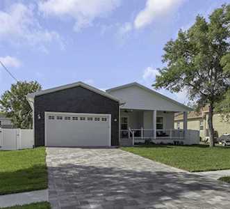 1409 Forde Ave Tarpon Springs, FL 34689