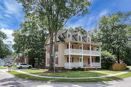 100 Queens Ct Goose Creek, SC 29445