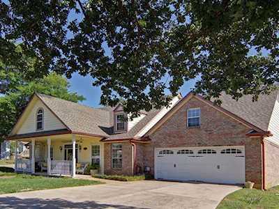 1616 Briar Drive Bedford, TX 76022