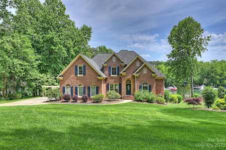 122 Wynward Ln Mooresville, NC 28117