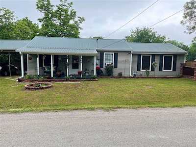 406 E Maple Street Celina, TX 75009