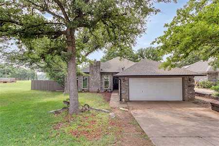 6637 Townlake Circle Arlington, TX 76016