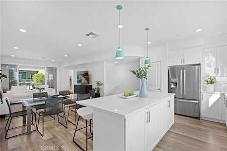 138 Terrapin Irvine, CA 92618