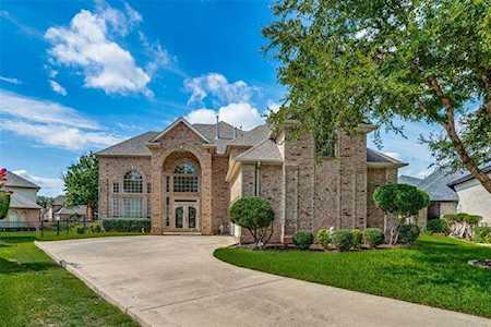 6413 Mesa Ridge Drive Fort Worth, TX 76137