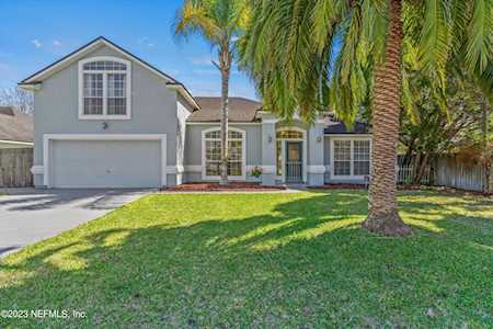 1915 E Willesdon DR Jacksonville, FL 32246