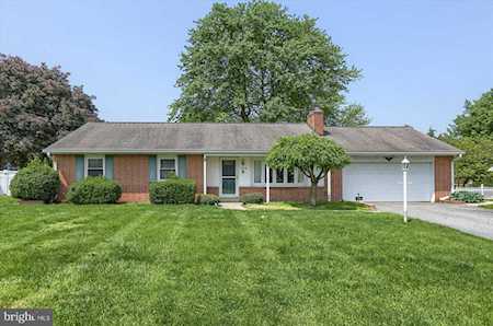 316 Edgemont Dr Willow Street, PA 17584