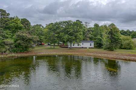 143 Maple Drive Holly Ridge, NC 28445