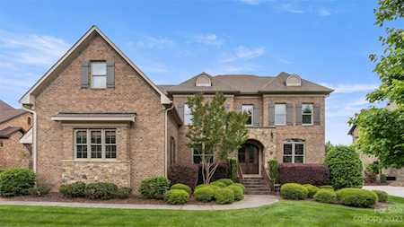 222 Glenmoor Dr Waxhaw, NC 28173
