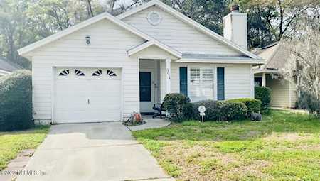 3014 Caroline Crest DR E Jacksonville, FL 32225