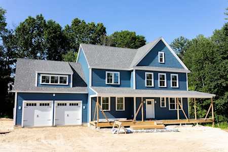 1 Endicott Ln Hampstead, NH 03841