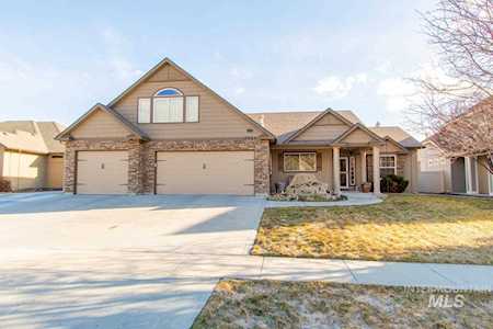 2741 E. Mercutio Dr. Meridian, ID 83642