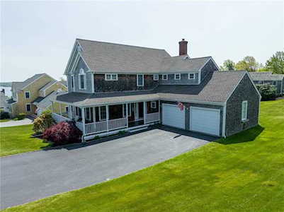 56 Prospect Farm Rd Portsmouth, RI 02871