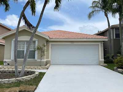 7042 Chesapeake Circle Boynton Beach, FL 33436