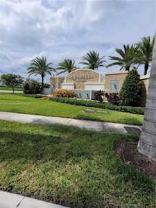 11072 W 32nd Ln Hialeah, FL 33018