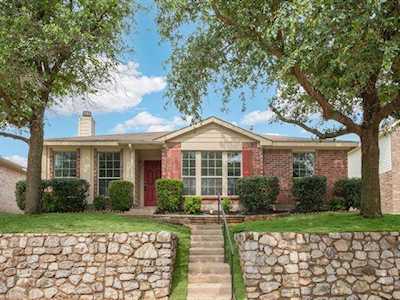 2949 Midbury Drive Lancaster, TX 75134