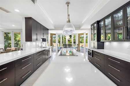 121 Gavilan Ave Coral Gables, FL 33143