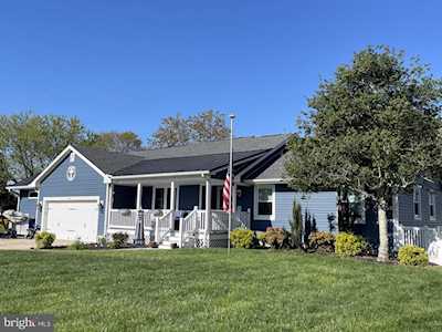 152 Naomi Dr Ocean View, DE 19970
