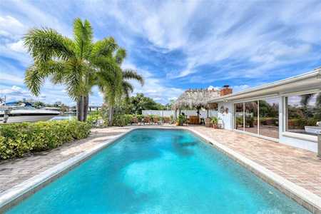 67 Midway ISLAND Clearwater, FL 33767