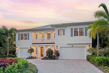 603 Buttonwood Dr Longboat Key, FL 34228
